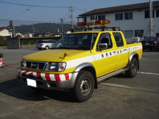 道路パトロール車 道路パトロール車