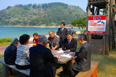 中村地区での懇談の様子 中村地区での懇談の様子