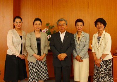 みなさんと みなさんと