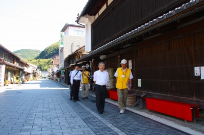 視察の様子 視察の様子