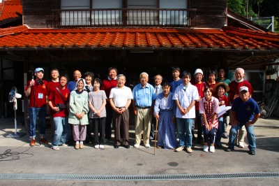 写真:みなさんと 写真:みなさんと