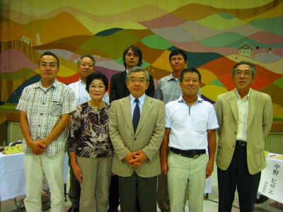 圏域懇談会の参加者の方々と 圏域懇談会の参加者の方々と