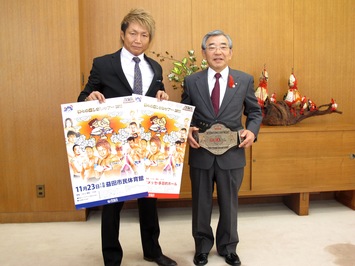 日高さんとの記念撮影