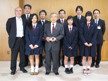 記念撮影の様子