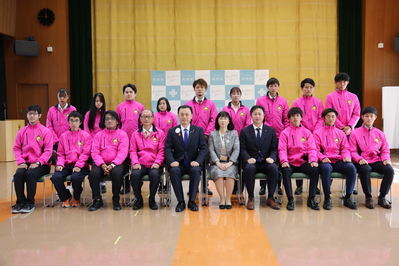 島根県選手団のみなさんと