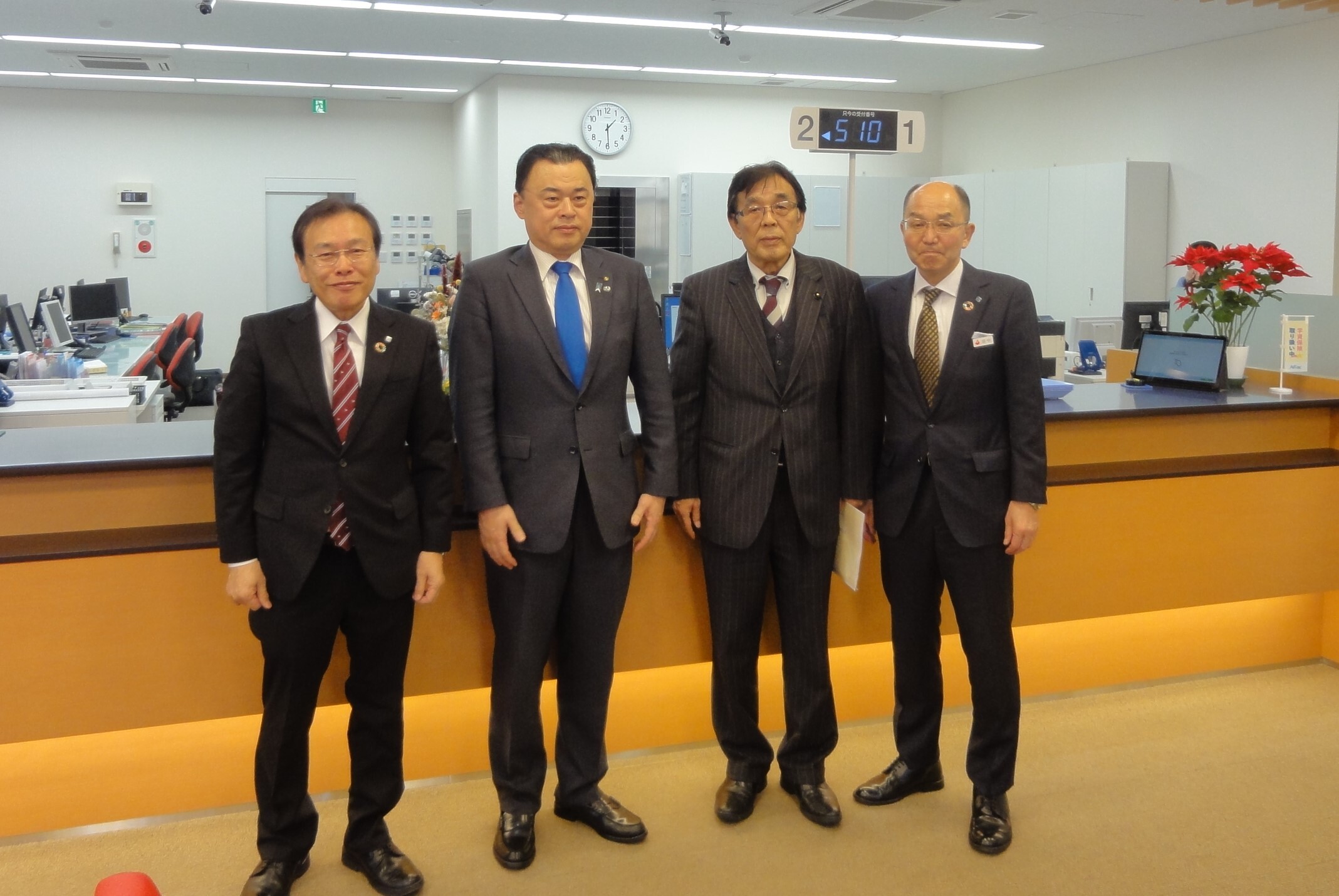 島根中央信用金大田営業所窓口で皆さんと