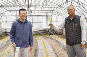 江嶋さんと神谷さんの写真-2