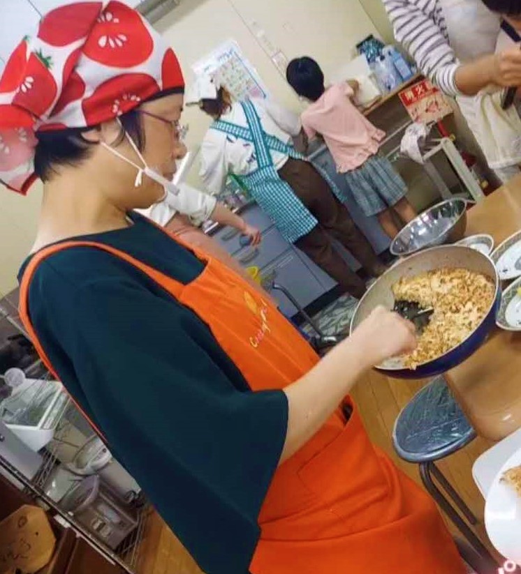 園山咲子さん（写真）