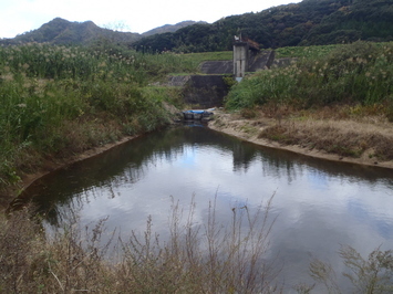 斐伊川の水位が取水施設より低い着手前の状況