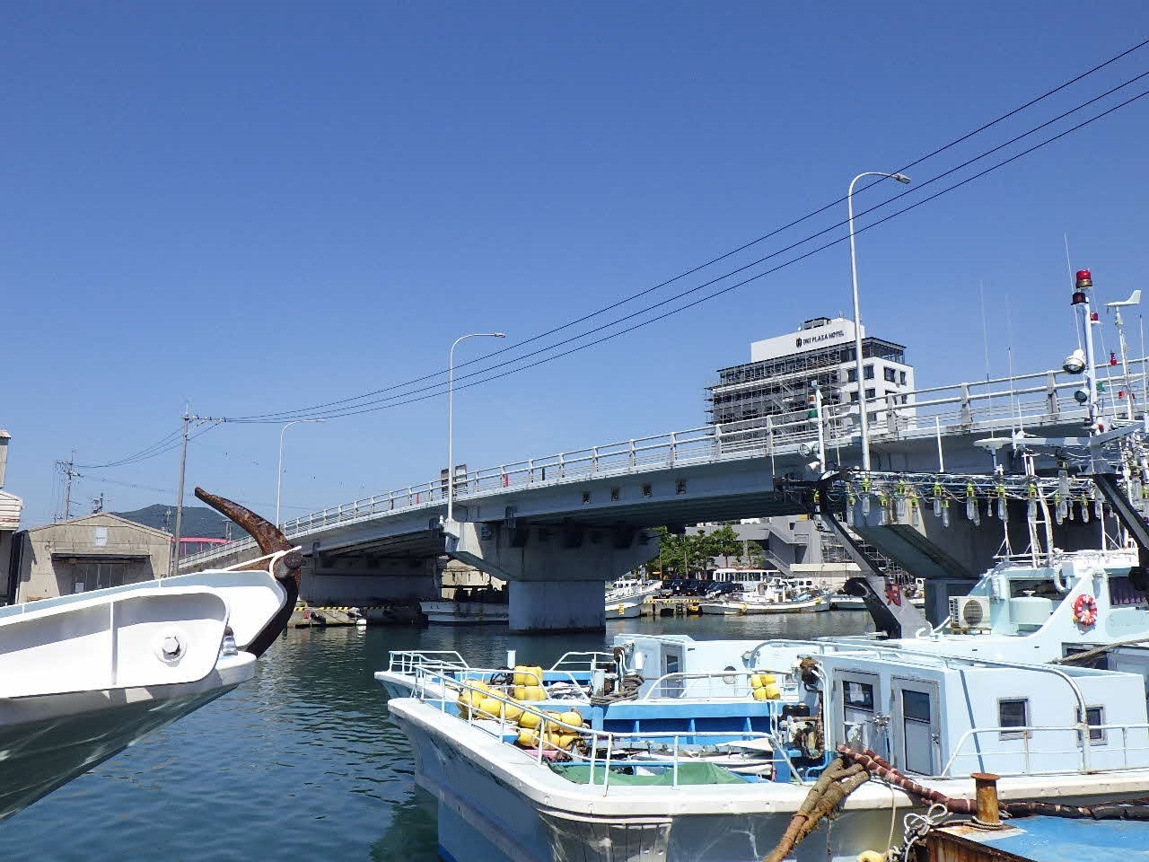 港橋下流側