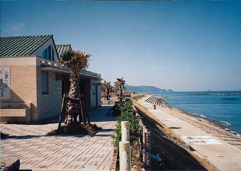 写真（三里ヶ浜ビーチハウス）