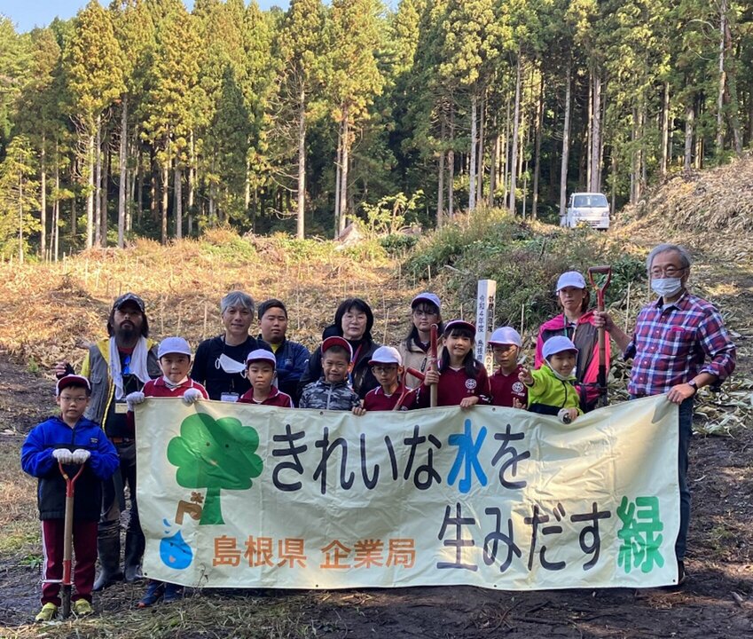 記念撮影。たくさん植えることができました！