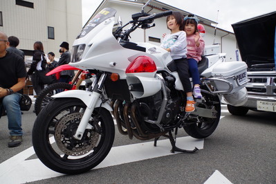 白バイ乗車体験