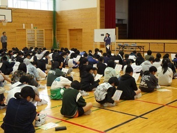 情報モラル教室の風景。２